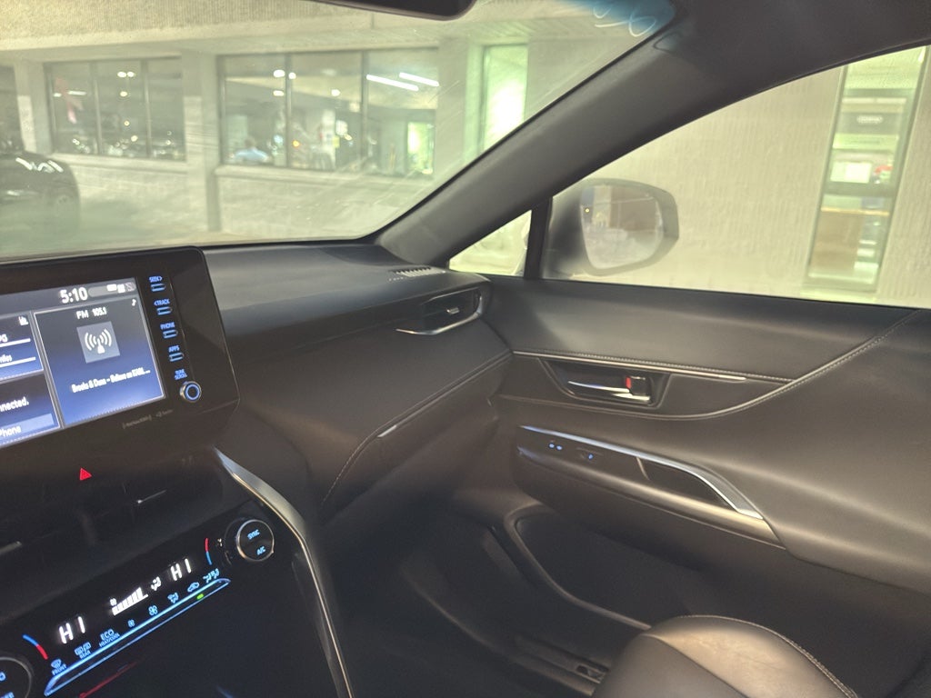 2022 Toyota Venza XLE