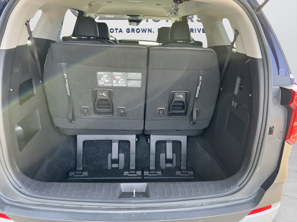 2025 Kia Carnival LXS