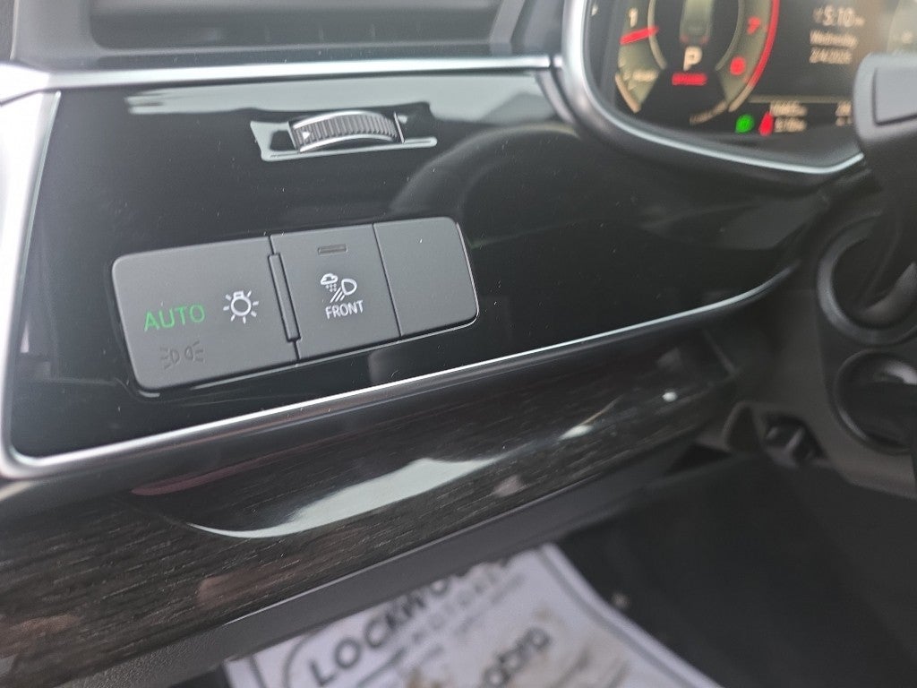 2025 Audi Q7 Premium Plus