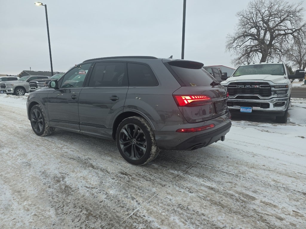 2025 Audi Q7 Premium Plus