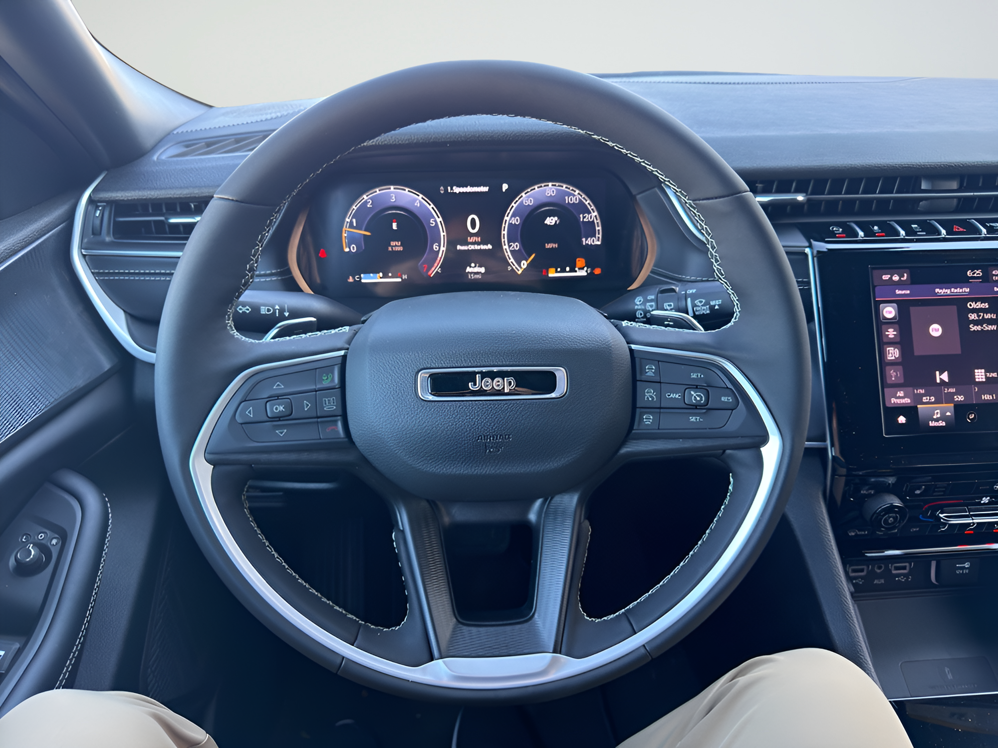 2026 Jeep Grand Cherokee Laredo X