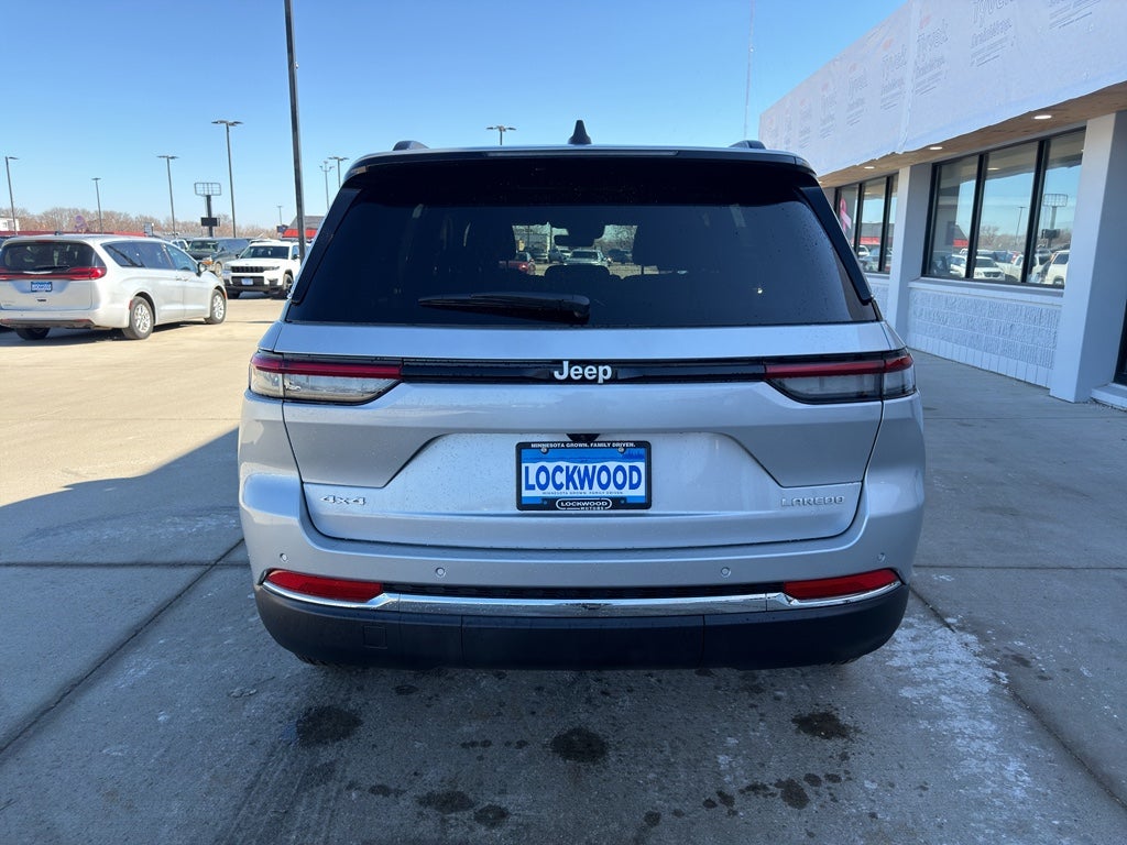 2026 Jeep Grand Cherokee Laredo