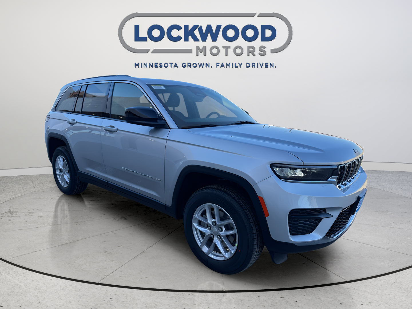 2026 Jeep Grand Cherokee Laredo X