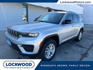 2026 Jeep Grand Cherokee Laredo