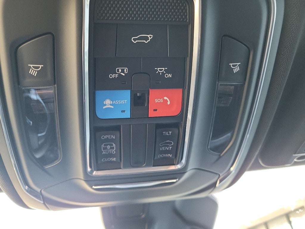 2026 Jeep Grand Cherokee Laredo X