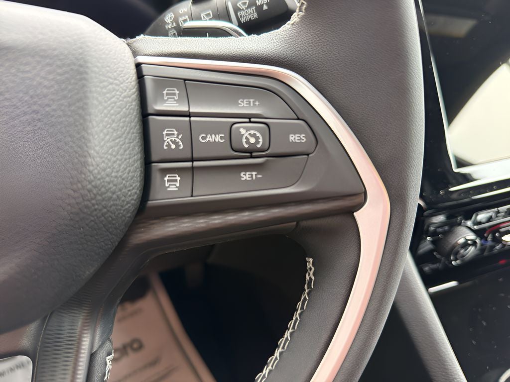 2026 Jeep Grand Cherokee Laredo X