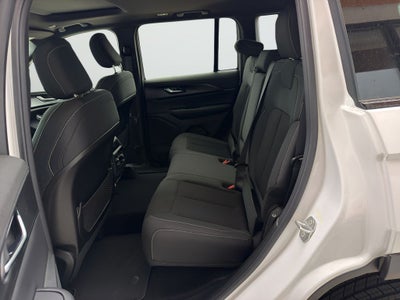 2026 Jeep Grand Cherokee Laredo X