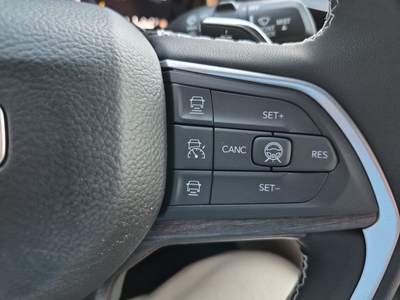 2027 Jeep Grand Cherokee Limited