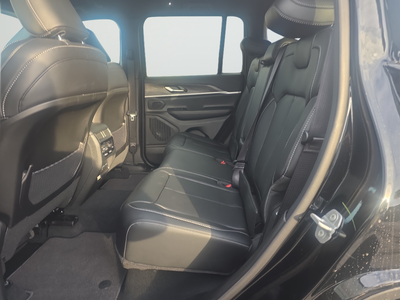 2027 Jeep Grand Cherokee Limited