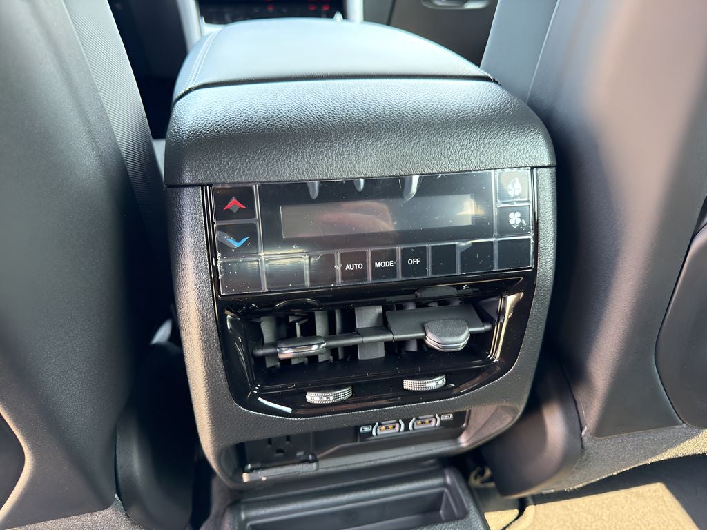 2026 Jeep Grand Cherokee L Laredo X