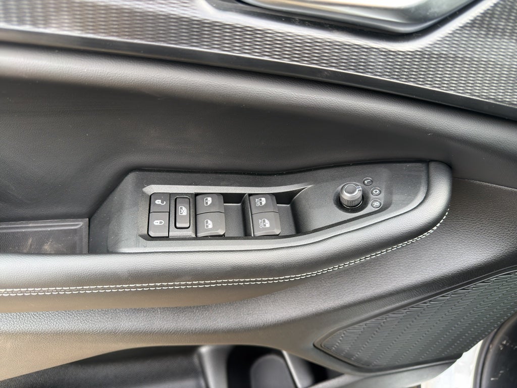 2026 Jeep Grand Cherokee L Laredo / Altitude