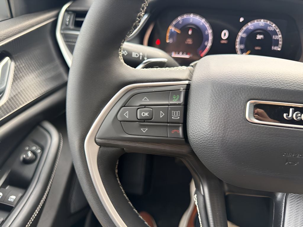 2026 Jeep Grand Cherokee L Laredo / Altitude