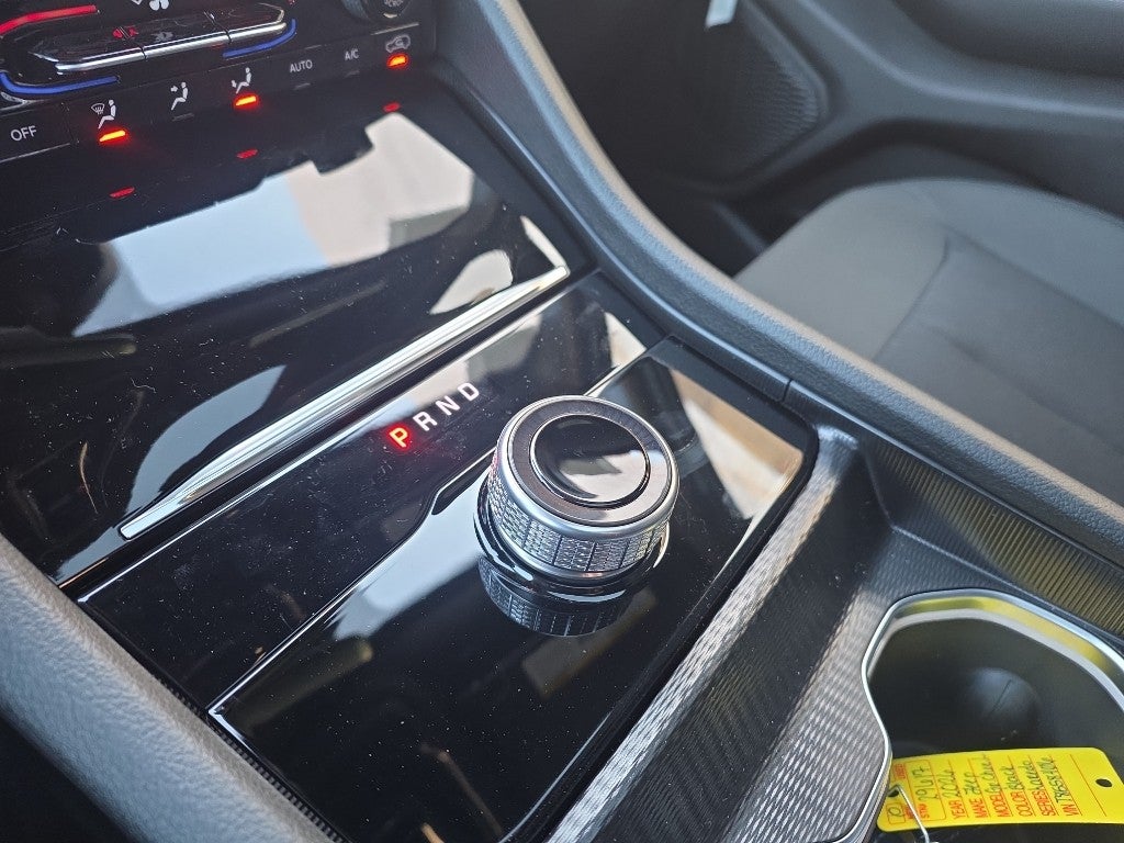 2026 Jeep Grand Cherokee L Laredo / Altitude