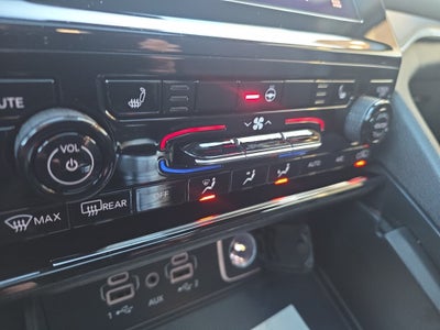 2026 Jeep Grand Cherokee L Laredo / Altitude