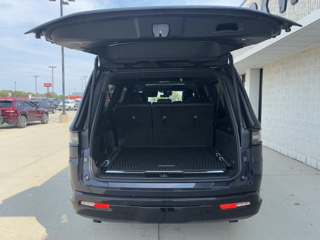 2024 Jeep Grand Wagoneer L Series II