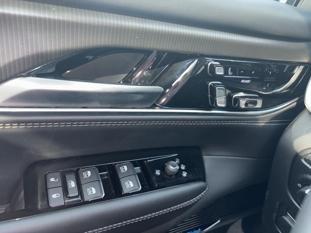 2024 Jeep Grand Wagoneer L Series II