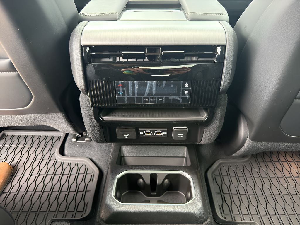 2026 Jeep Grand Wagoneer Base