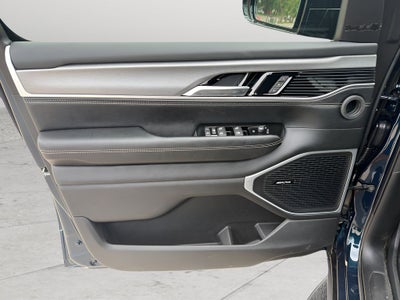 2026 Jeep Grand Wagoneer Base
