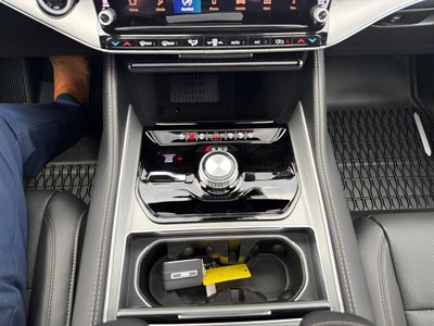 2026 Jeep Grand Wagoneer Base