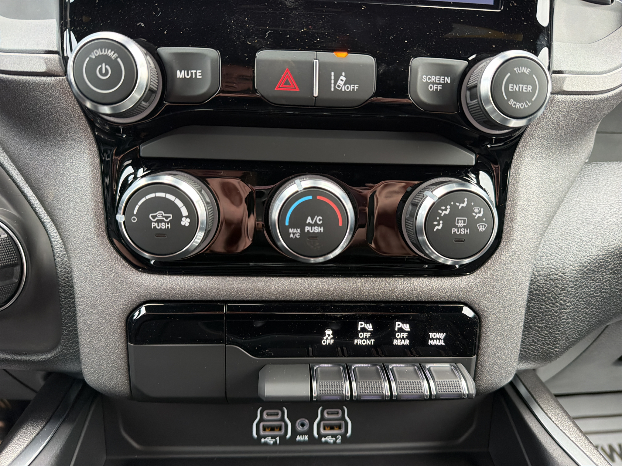 2027 RAM 1500 Tradesman