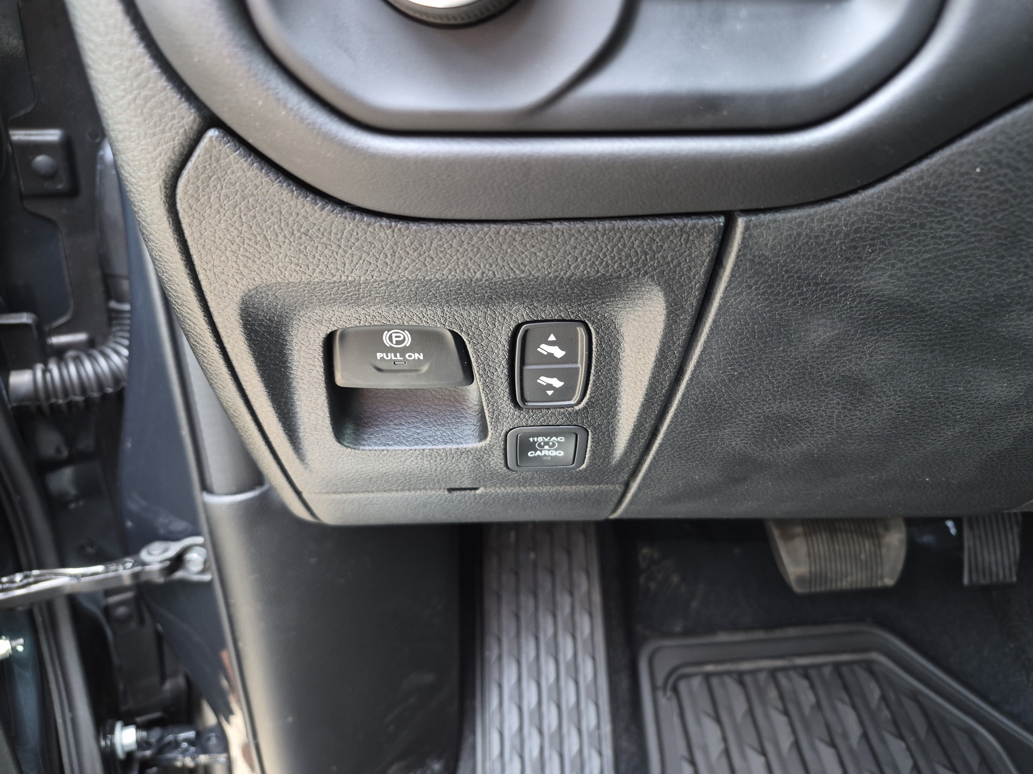 2027 RAM 1500 Limited
