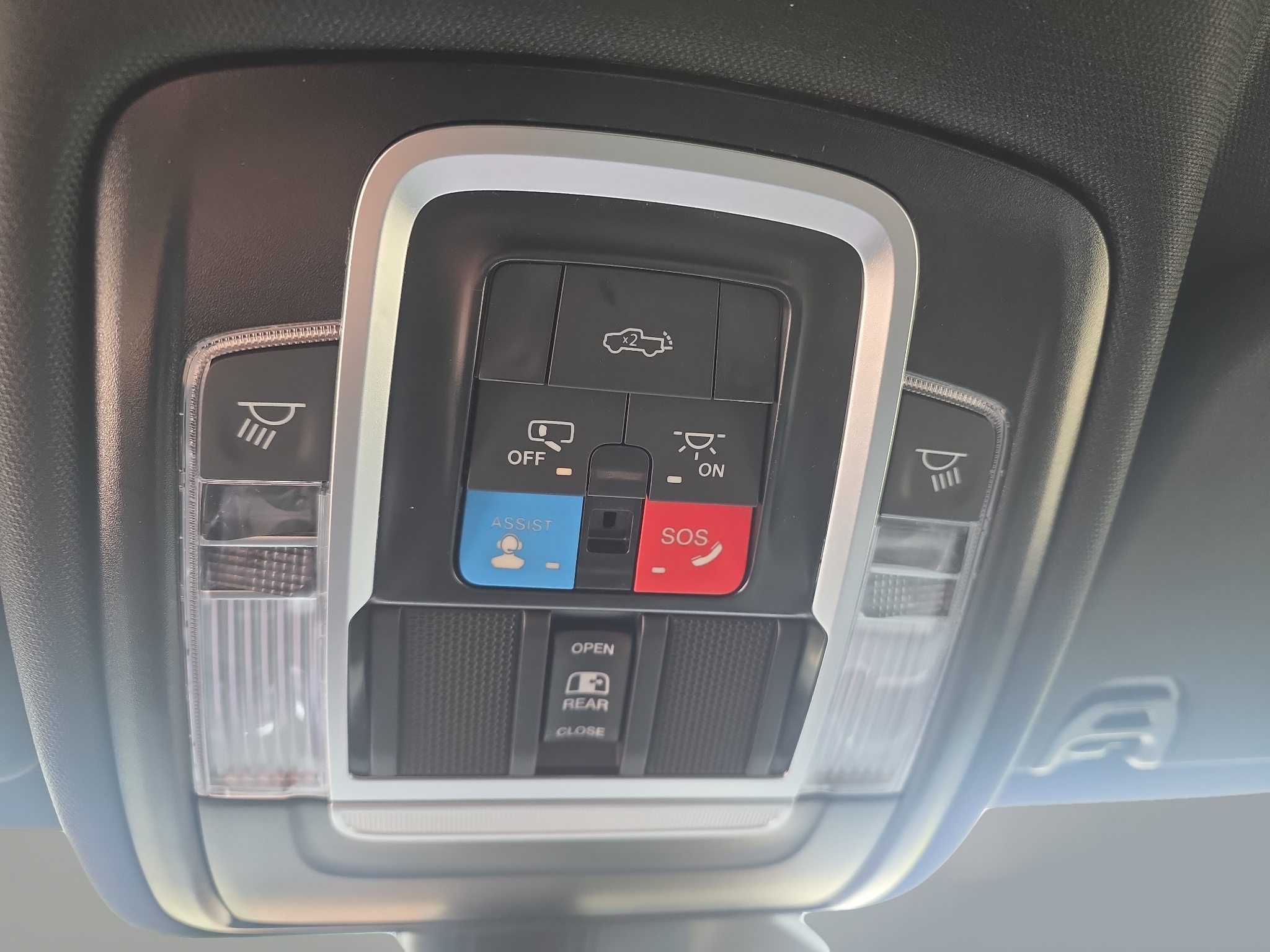 2027 RAM 1500 Limited