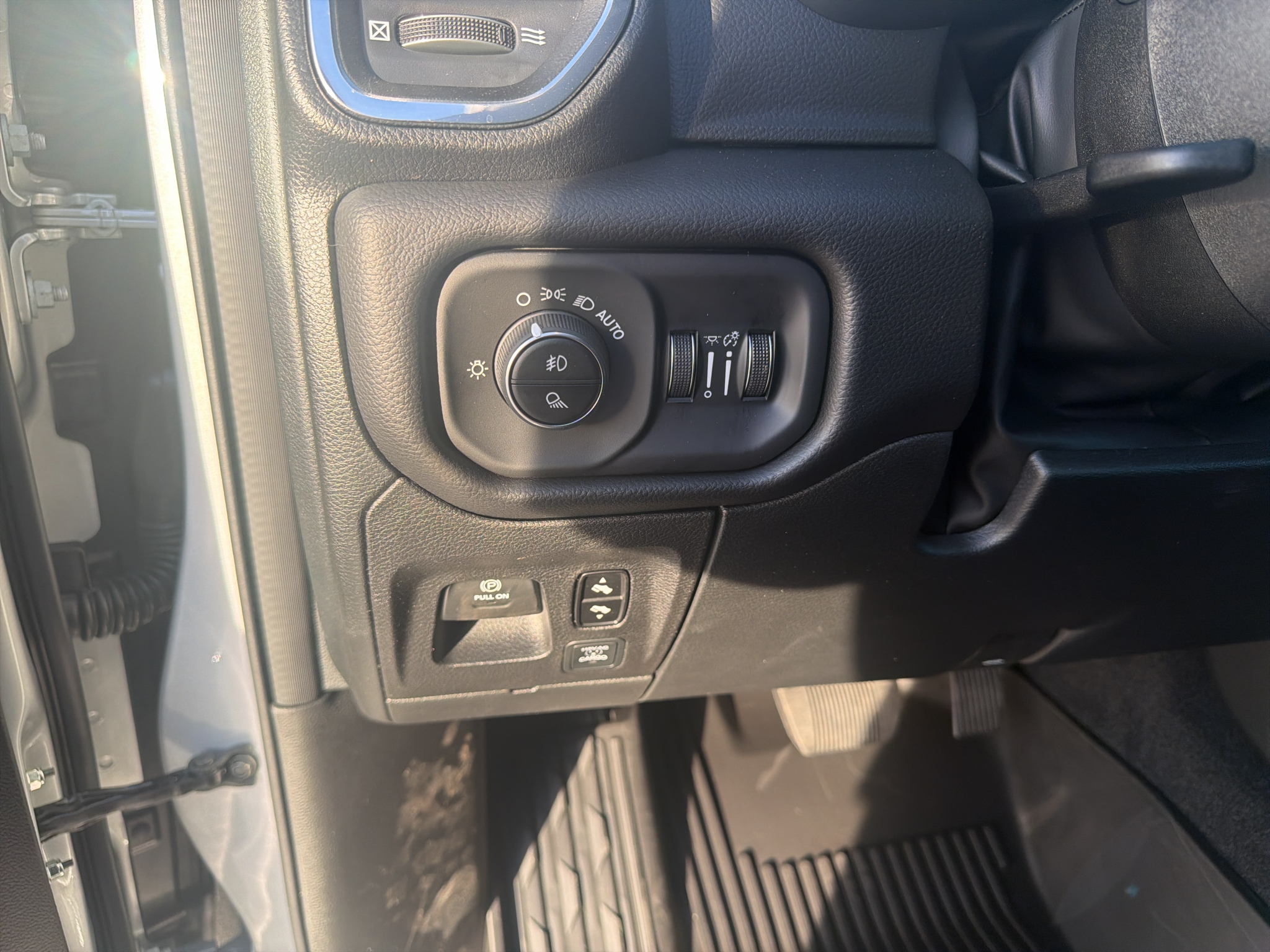 2027 RAM 1500 Laramie