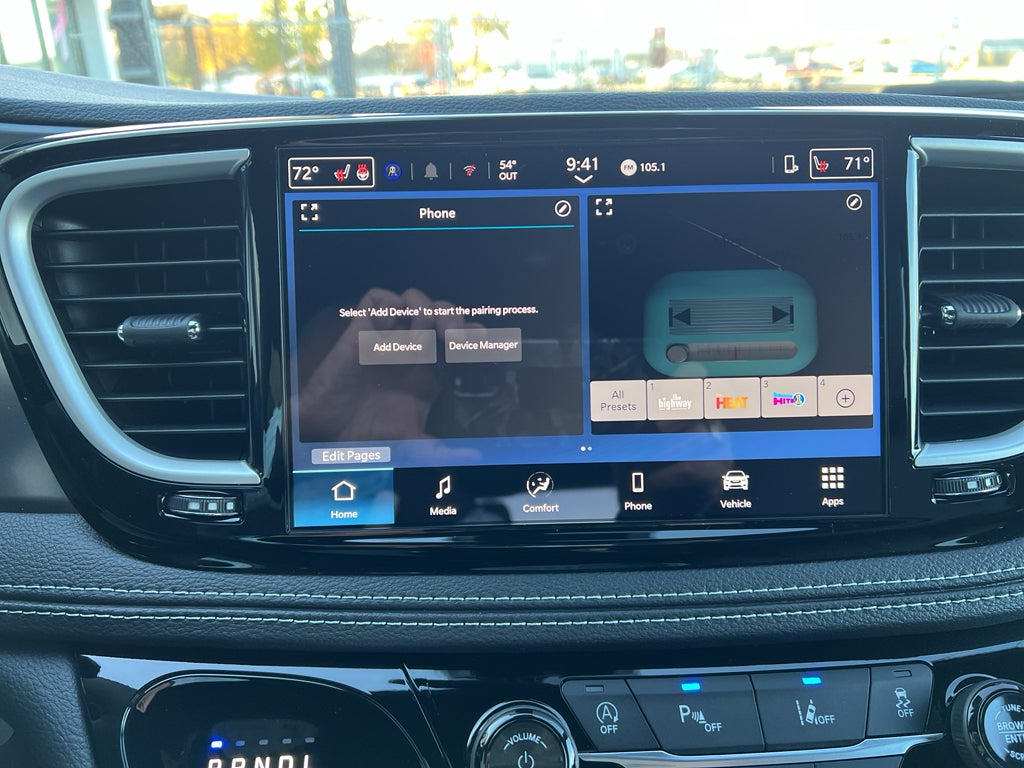 2026 Chrysler Pacifica Select