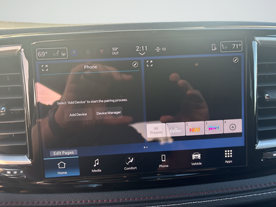 2027 Chrysler Pacifica Select