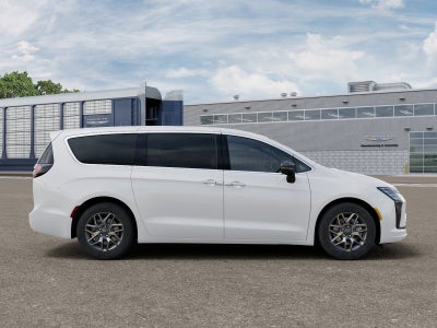 2027 Chrysler Pacifica Limited