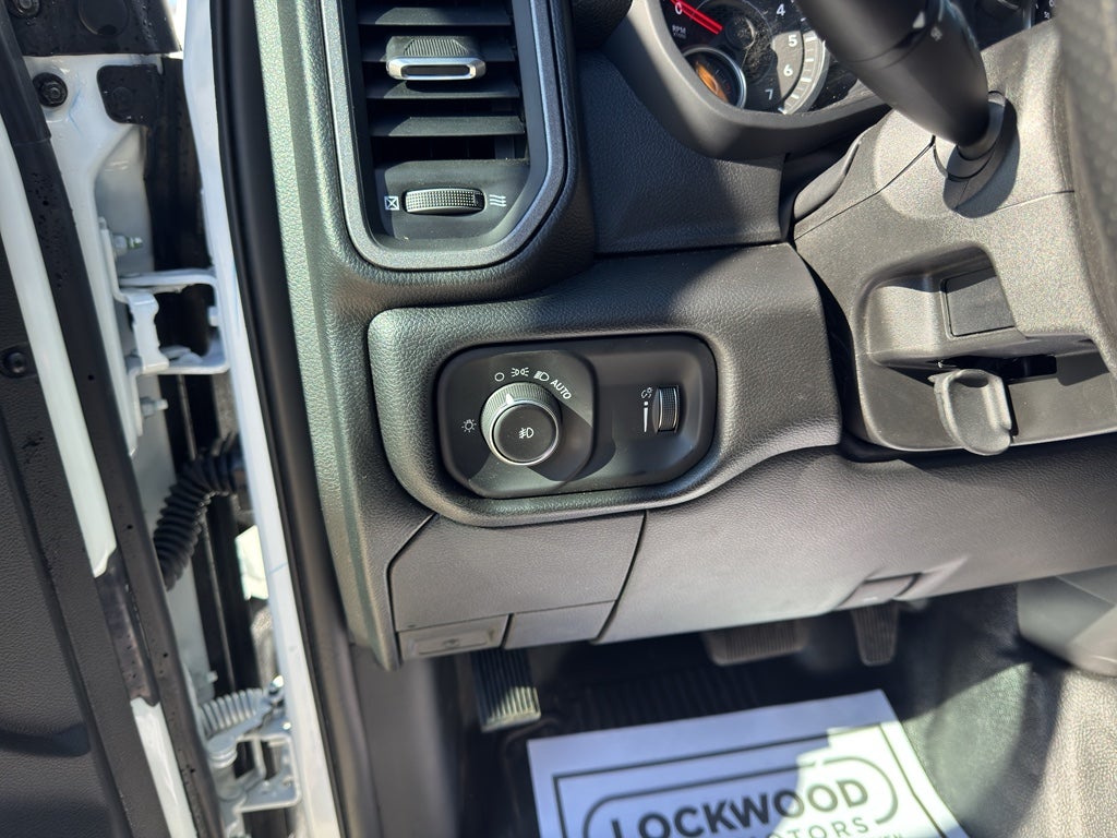 2026 RAM 3500 Chassis Tradesman